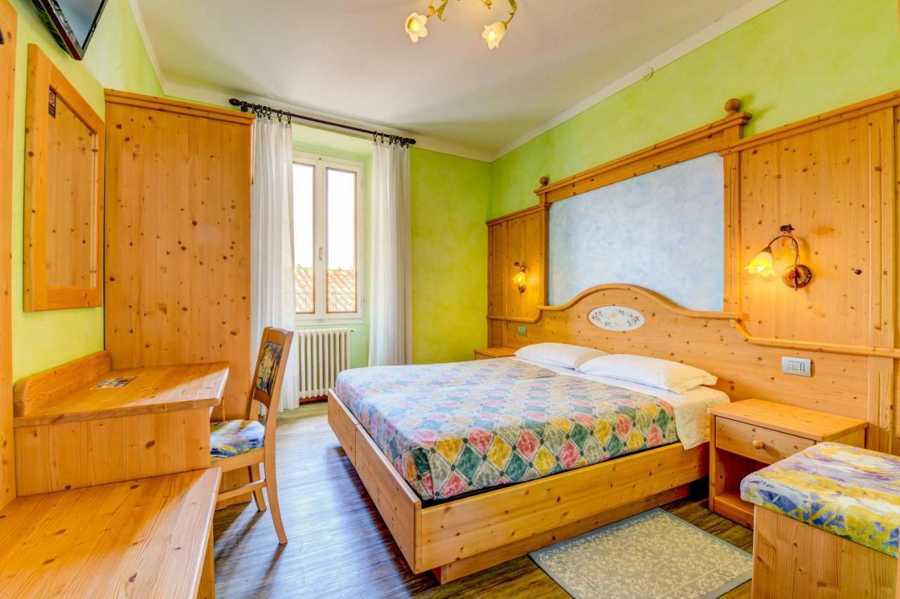Hotel Castello Tignale Zewnętrze zdjęcie